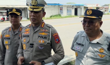 Polda-Jatim-Terjunkan-Tim-TAA-Olah-TKP-Laka-di-Pantura-Gresik