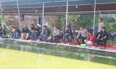 Perkuat-Silaturahmi-Jelang-Suroan,-Polres-Bojonegoro-Gelar-Gathering-Lomba-Mancing-Bersama-Pesilat