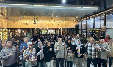 Polresta-Sidoarjo-Buka-Puasa-Bersama-Awak-Media-dan-Netizen,-Perkuat-Sinergi-Jaga-Kamtibmas