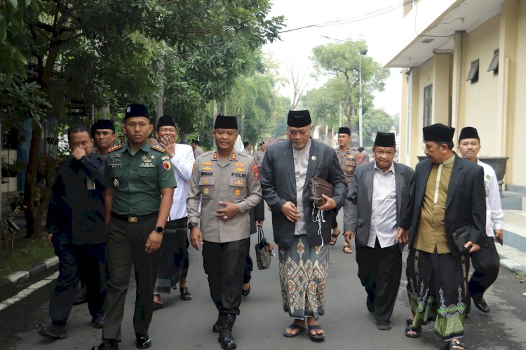 Perkuat Silaturahmi Polres Mojokerto bersama MUI Gelar Halal Bihalal