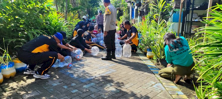 Polsek Tanggulangin dan PKK Desa Kalitengah Giatkan Ketahanan Pangan Pekarangan Bergizi