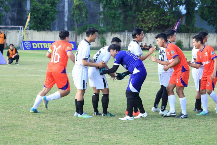 Polda Jatim Gelar Turnamen Sepak Bola Kapolda Cup 2025 di Hari Bhayangkara ke -79