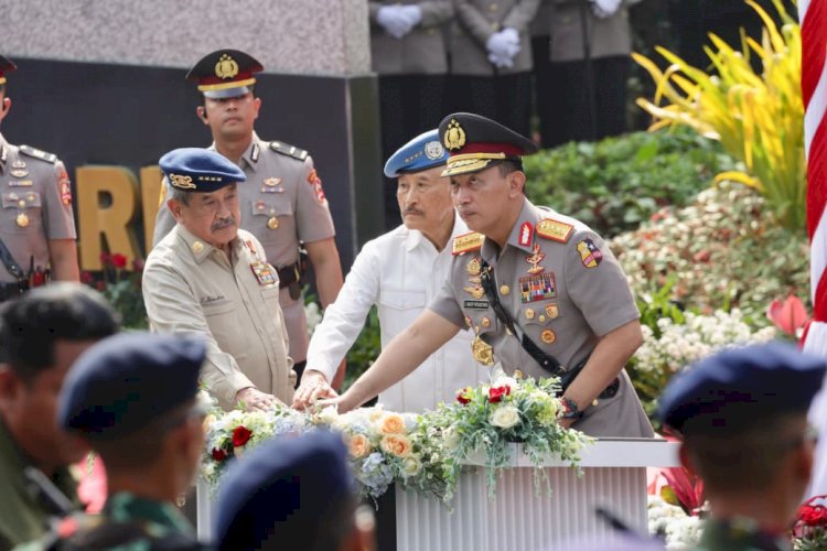 Kapolri Resmikan Patung M. Jasin, Abadikan Sejarah Polisi Istimewa